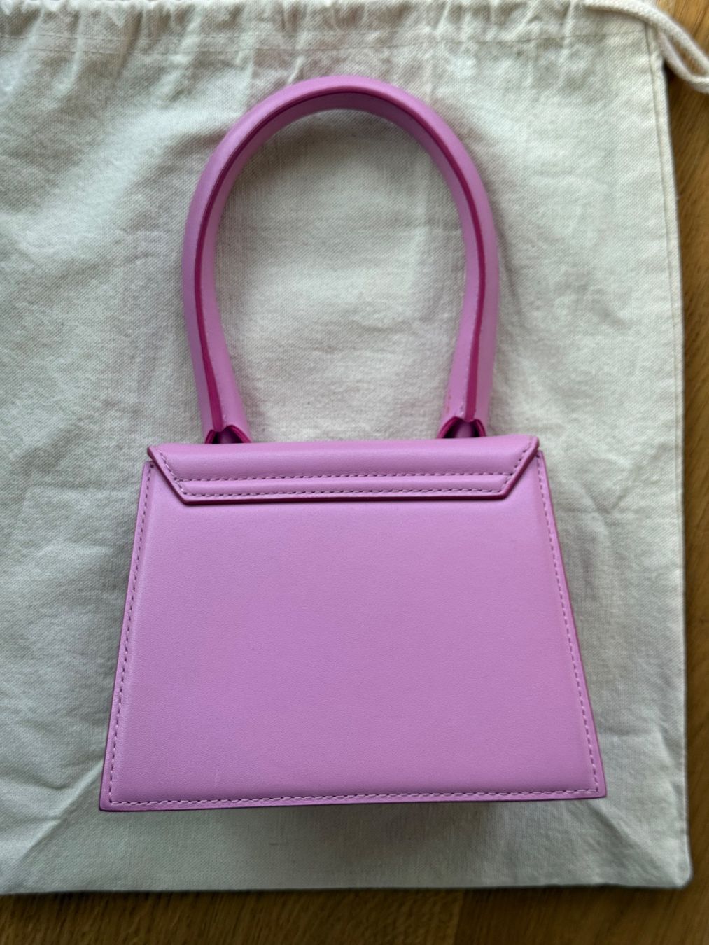 Borse da donna: Jacquemus the medium Chiquito – Usato da Uetikon am See venduto da sav_6dqg 1