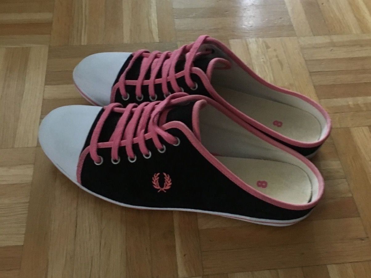 Fred Perry Scarpe da donna: Fred Perry Schuhe Gr. 41 – Usato da Rüfenacht BE venduto da anelesa 3