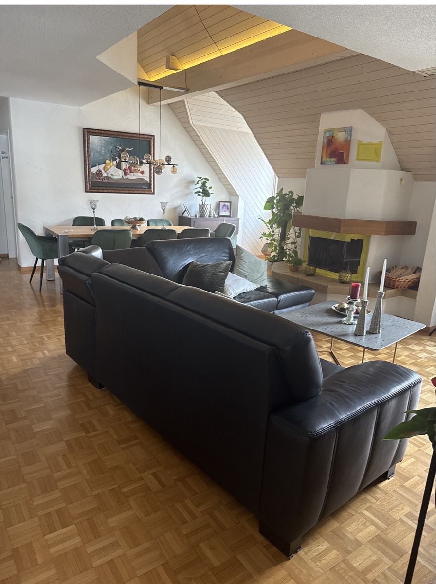 Sofas: Leder Sofa – Gebraucht aus Illnau von stone777