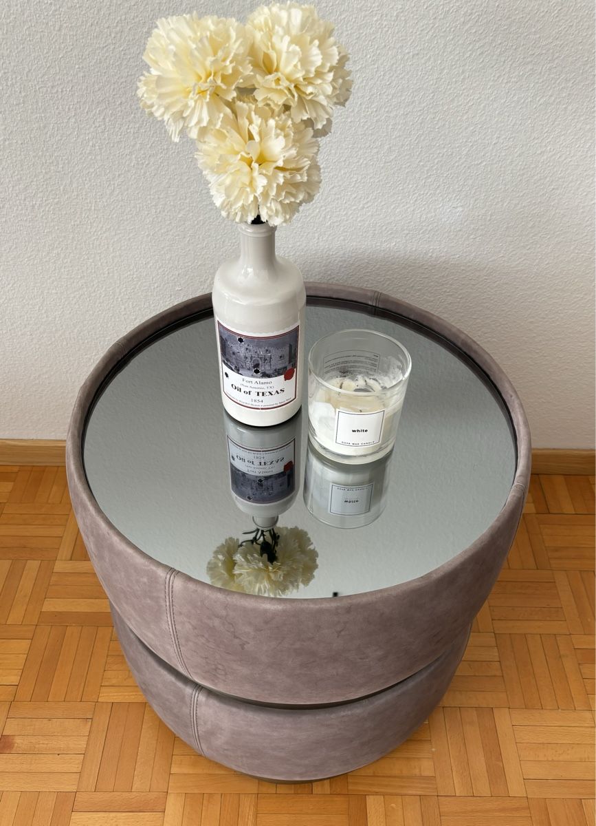 Tavoli: Round Side Table with Mirror Top and Wheels, 47cm – Nuovo (secondo la descrizione) da Zürich venduto da Jan_michael