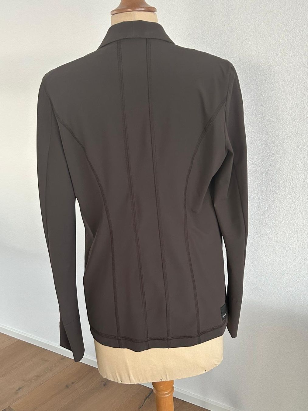 Jacken: Blazer Gr. 36 – Gebraucht aus Wauwil von edw_yr7h 1