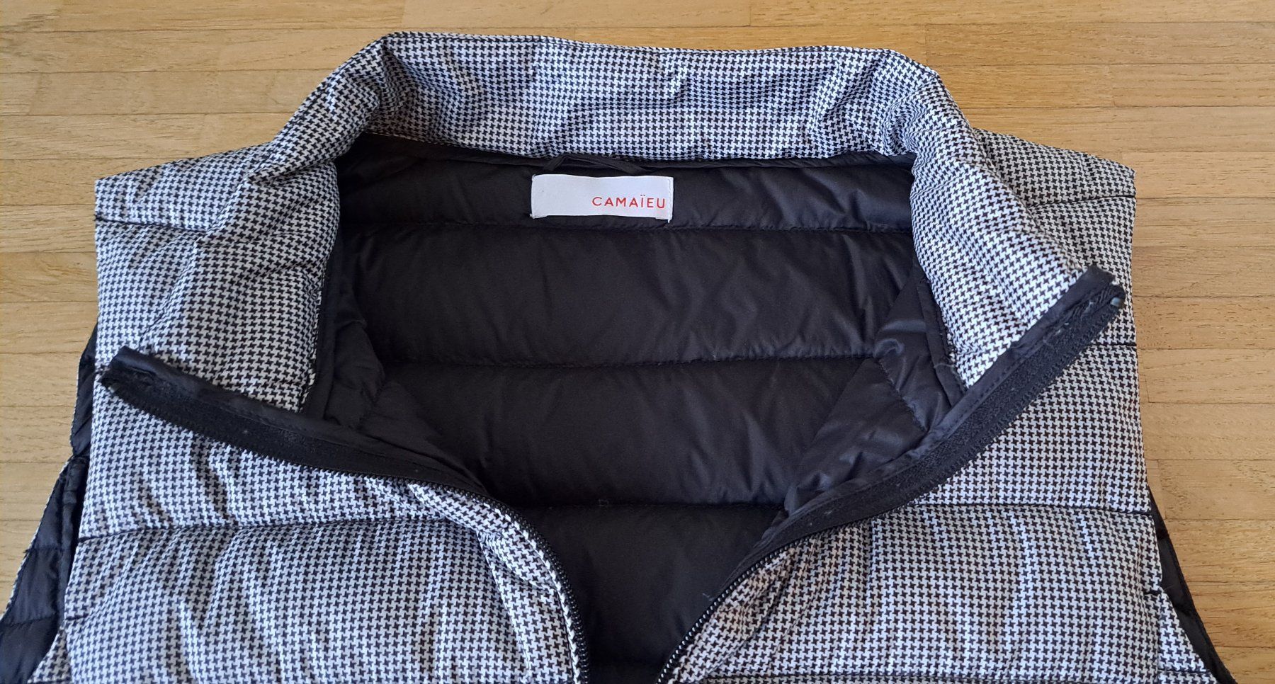 Gilets & Westen: Doudoune légère sans manches – Neu (gemäss Beschreibung) aus Le Mont-sur-Lausanne von olatiu 2