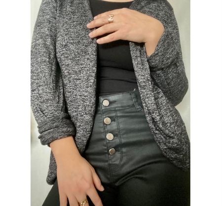 Kuscheliger Cardigan in grau Gr. S, perfekt für Herbst 🍂