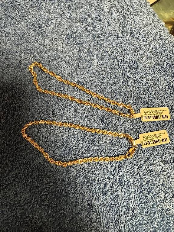 Armbänder & -reifen: Gold Kordelarmband – Neu und originalverpackt aus Spiez von Steven037 1