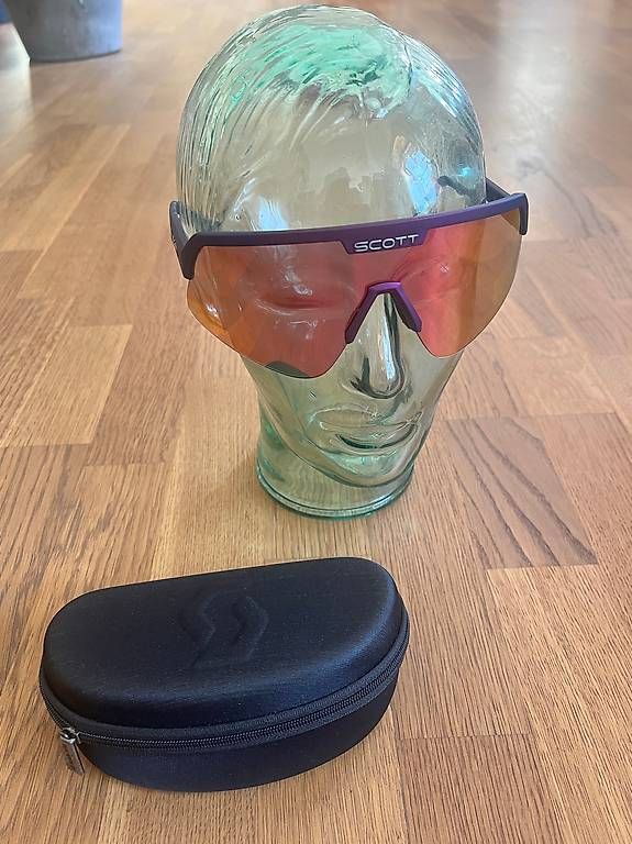 Brillen & Gläser: SCOTT Sport Shield Sonnenbrille – Gebraucht aus Bern von Kamabosduik
