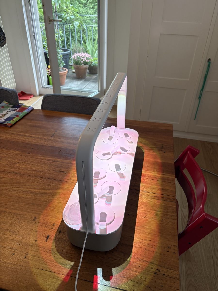 Altro: Click and Grow Smart Garden 9 – Usato da Zürich venduto da More_Magic_Hour 2