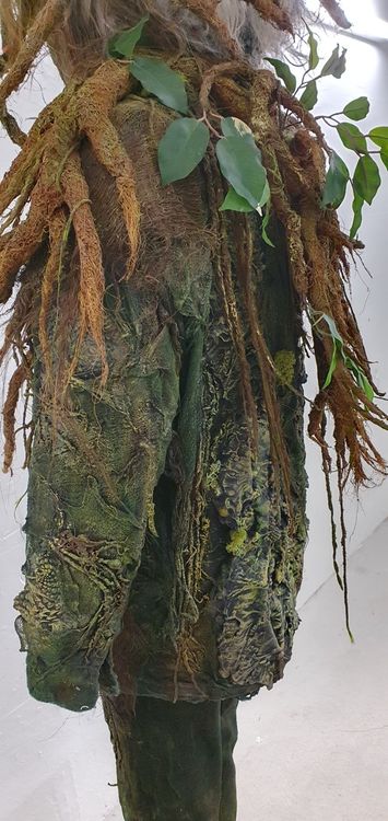 Costumi: Alti Garde Luzern: Karnewald / Wurzeln / Garten / Baum – Usato da Emmenbrücke venduto da Mandali67 4