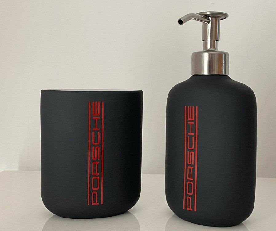 Portasapone: Porsche Bad-Accessoires Set, Seifenspender und Becher – Usato da Widnau venduto da Senna7
