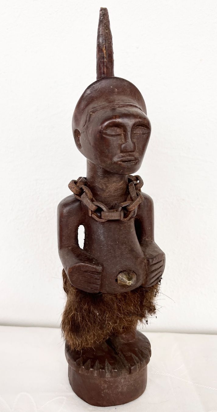 Skulpturen & Statuen: feine ausdrucksstarke alte Songye Figur Höhe 22 cm – Gebraucht aus Rüthi (Rheintal) von Kunsthaus777 1
