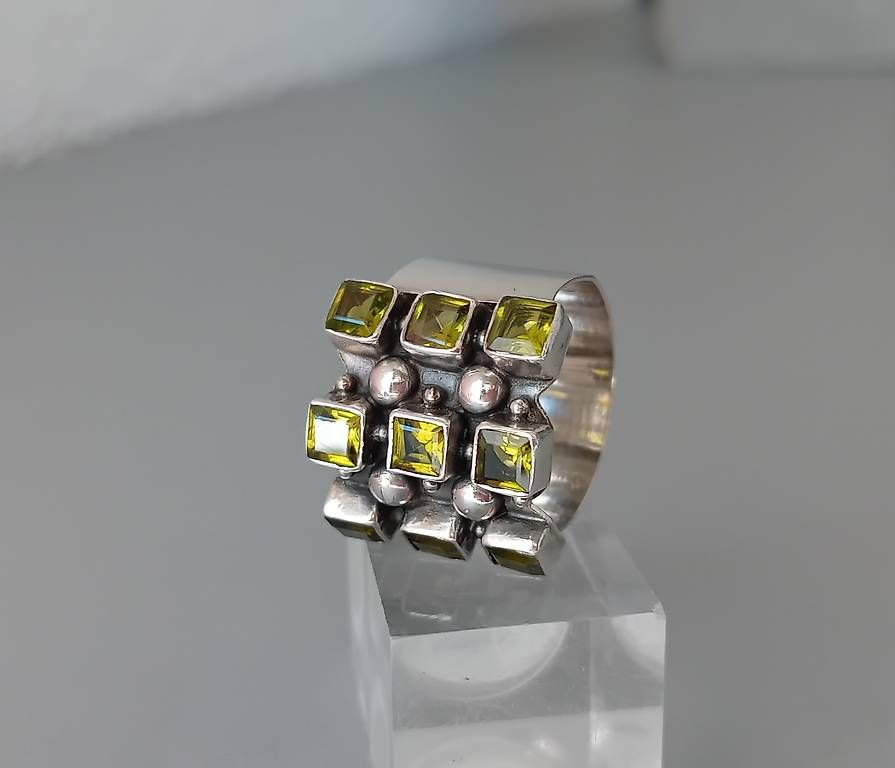 Bagues: Ring Silber mit Peridot – D'occasion à Stans par wer_fd5f 3