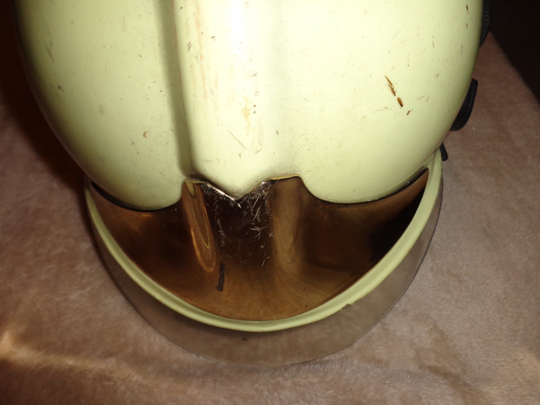 Pompieri: Feuerwehrhelm Original mit nackenschutz – Usato da Liestal venduto da Gecko16 8
