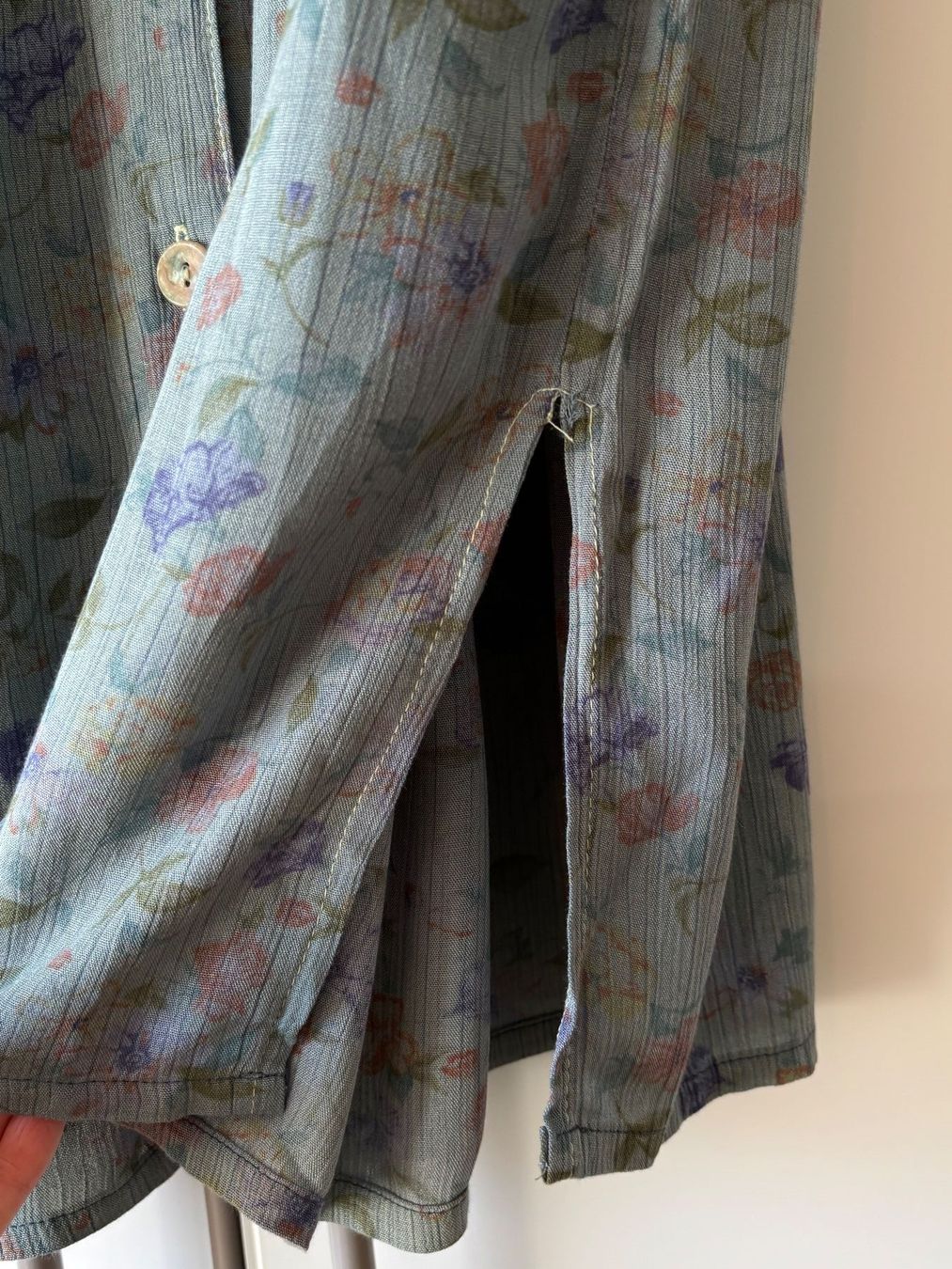 Vestiti: VINTAGE Kleid mit Blumenmuster Gr. 40 – Usato da Zürich venduto da missmodernage 5