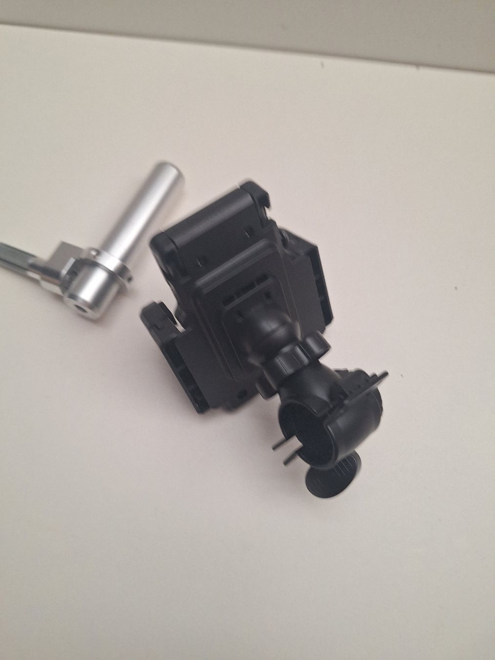Staffe: Puig Handyhalterung Yamaha R6 – Nuovo (secondo la descrizione) da Fislisbach venduto da captn_mah 4