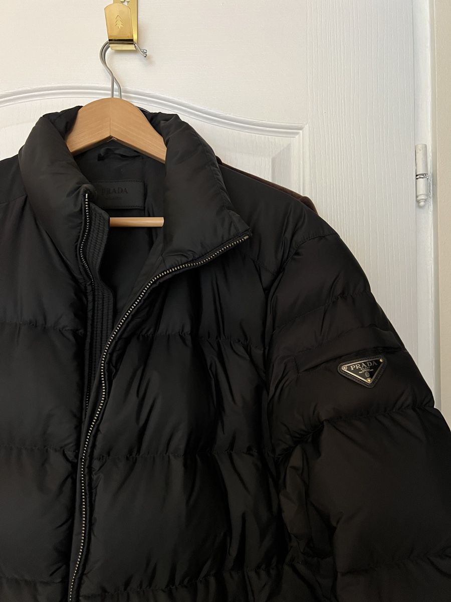 Prada Giacche: Prada Re-Nylon Down Jacket Men IT Size 56 / Large – Usato da Zürich venduto da ralph__ 1