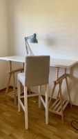 Bürotisch mit Hochstuhl und Lampe zu verkaufen