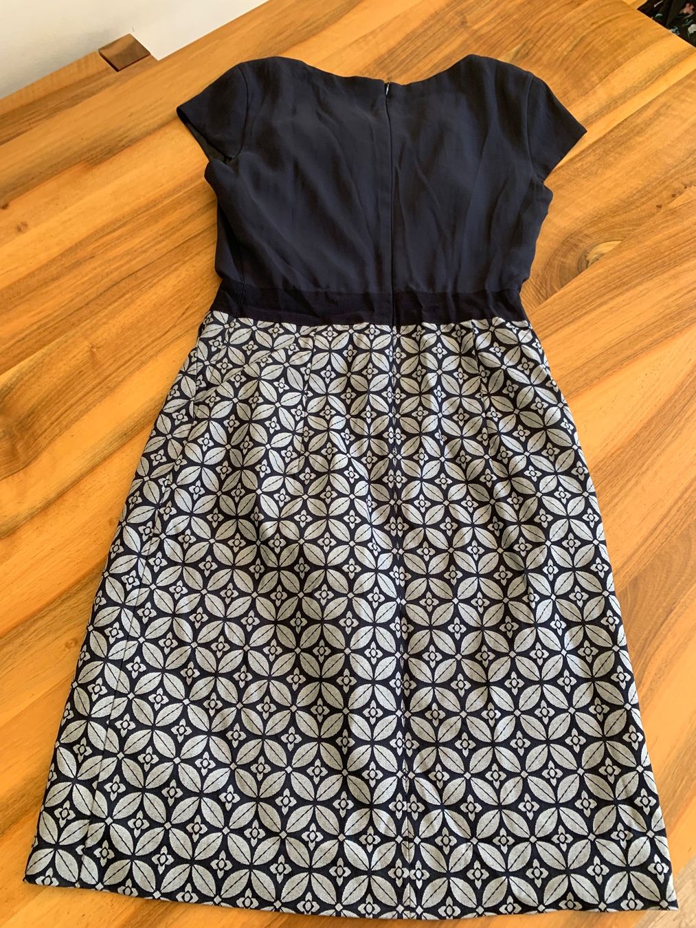 Comma Vestiti: COMMA traumhaftes Kleid Gr. 34 – Nuovo (secondo la descrizione) da Meiringen venduto da snahhanssnah 3
