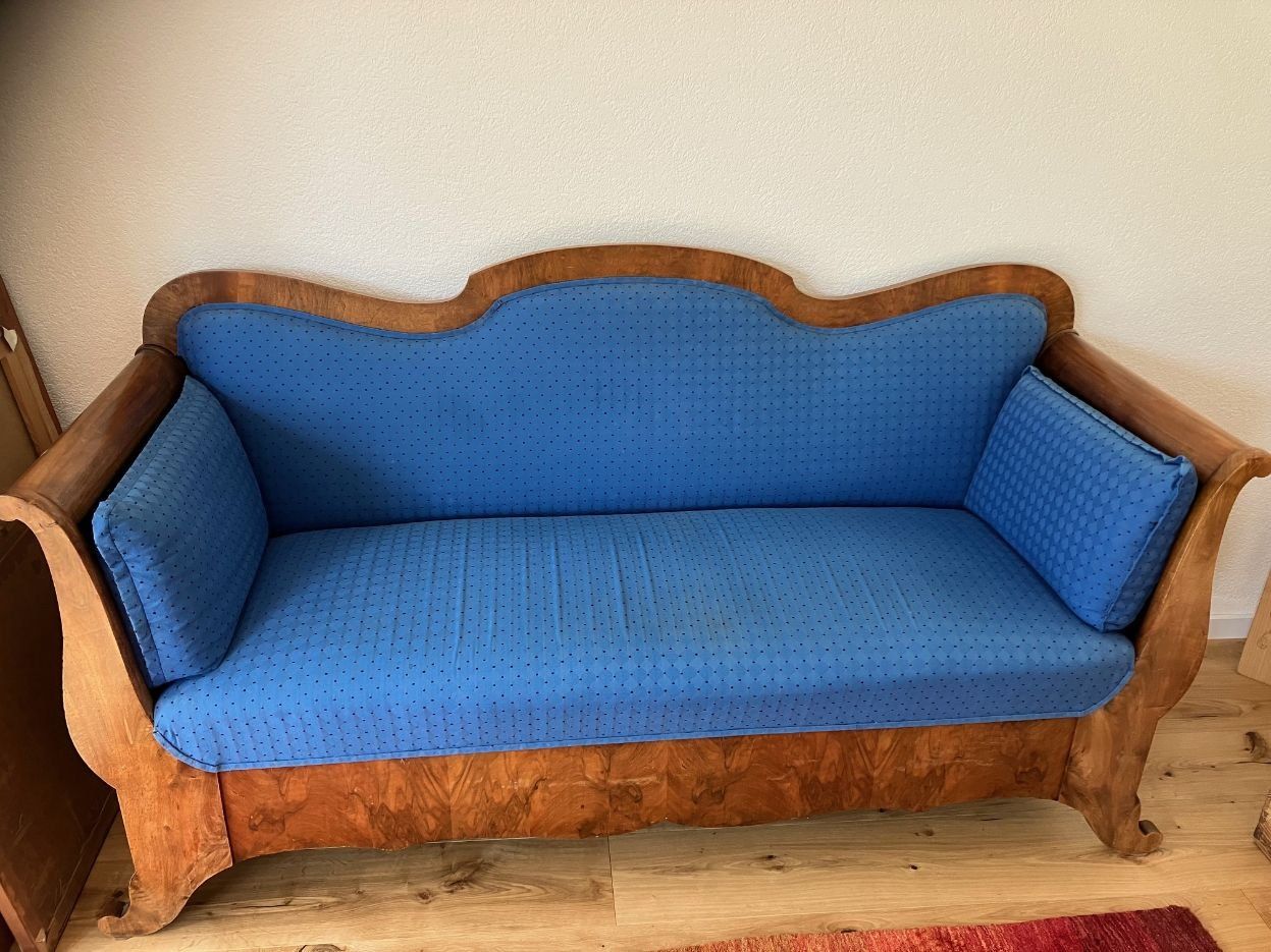 Divani: ANTIKES SOFA RESTAURIERT - GUTER ZUSTAND – Usato da Möhlin venduto da saga02