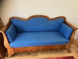 ANTIKES SOFA RESTAURIERT - GUTER ZUSTAND