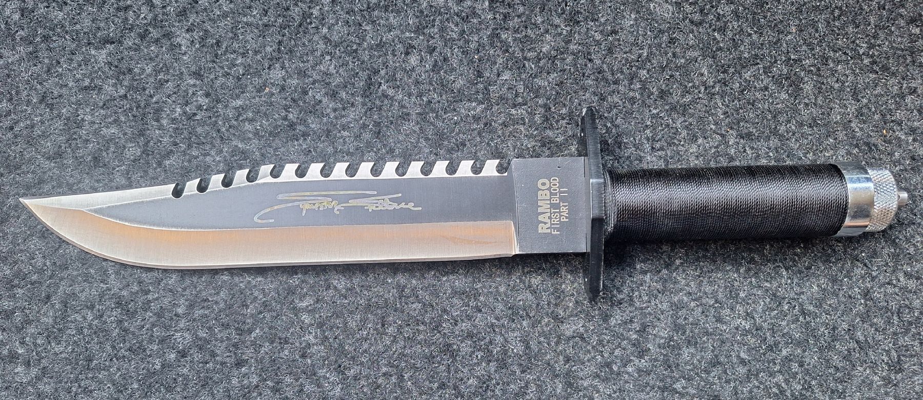 Accessori: RAMBO JAGDMESSER NEU – Nuovo (secondo la descrizione) da Niederwangen BE venduto da pfiff02 2