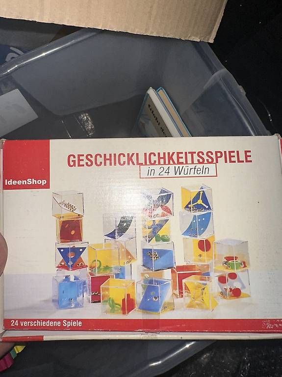 Giochi: Geschicklichkeitsspiel mit 24 Würfeln – Usato da Dübendorf venduto da ser_v5wy
