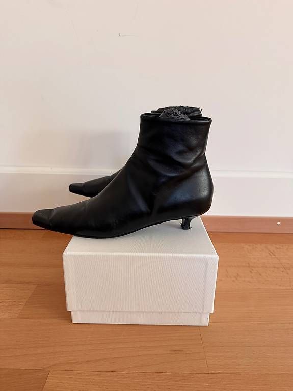 Damenschuhe: Toteme Stifletten Öl – Gebraucht aus Zürich von gnvb 2