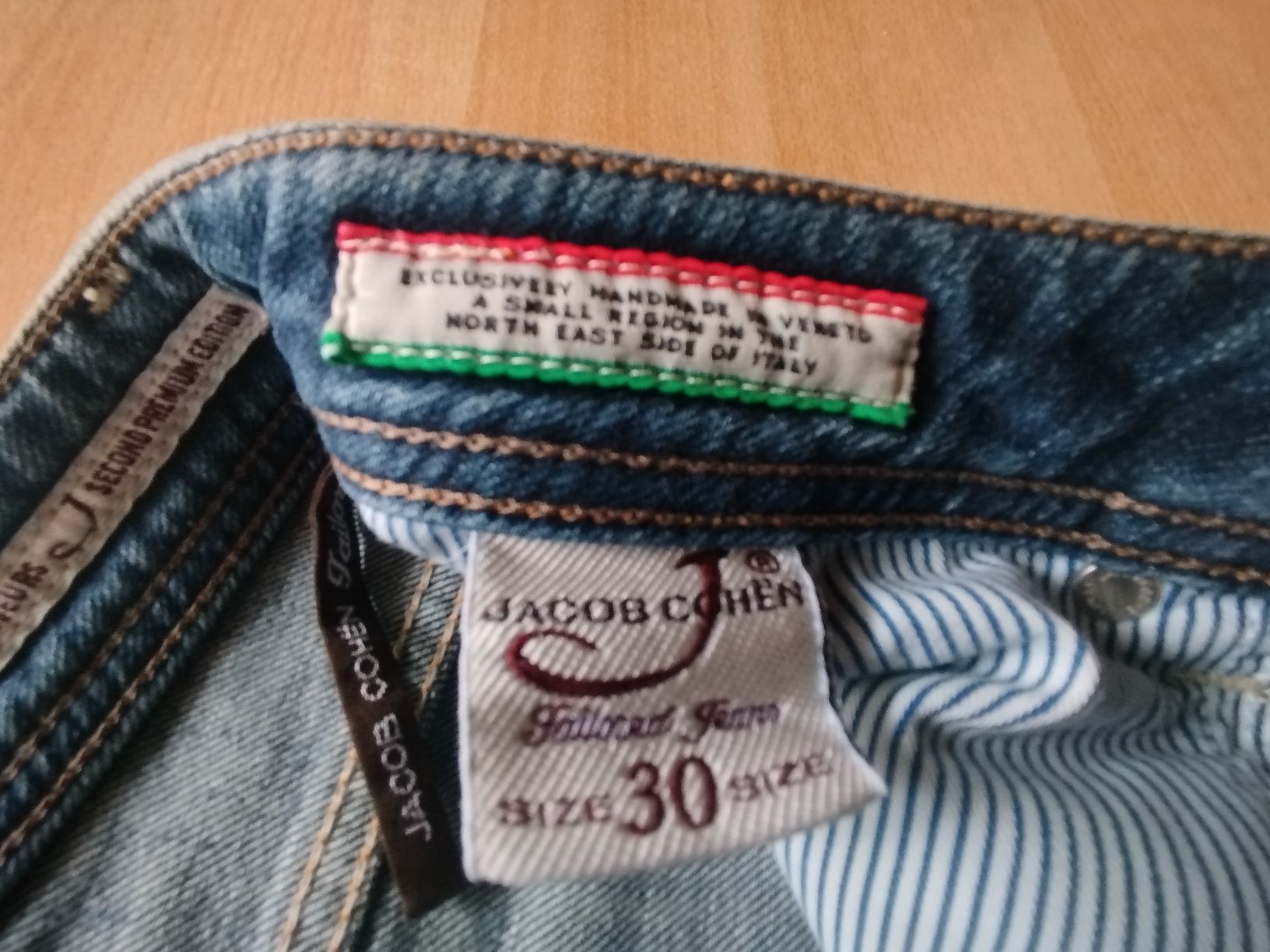 Jeans: Jeans uomo Jakob Cohen – Usato da St. Gallen venduto da bar_z5zd 9