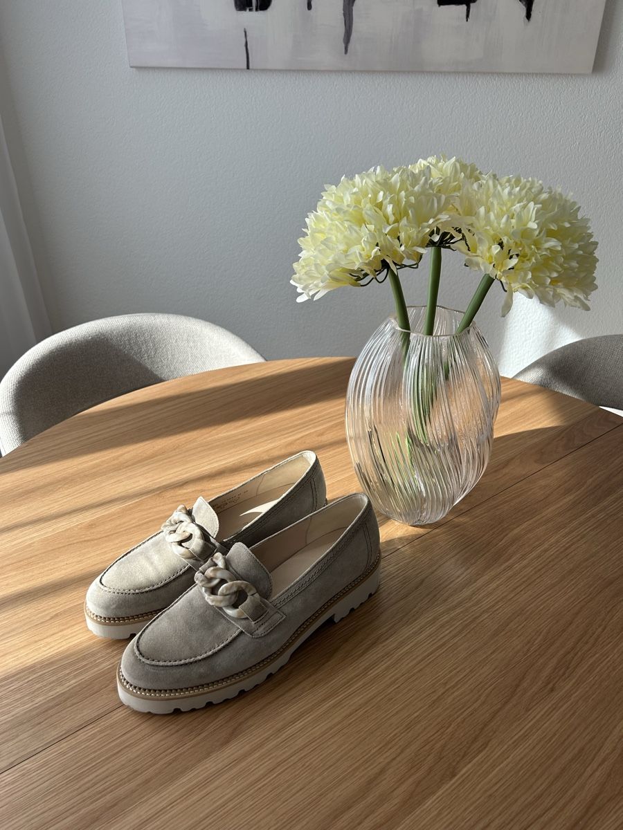 Gabor Damenschuhe: Gabor Loafer beige Kette  – Gebraucht aus Chur von faja7000