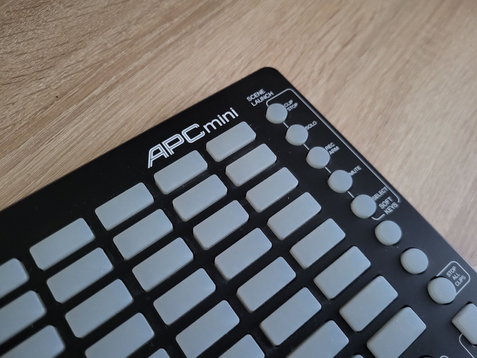 Sistema di controllo: AKAI APC Mini (mk1) – Nuovo (secondo la descrizione) da Bülach venduto da svjato 1