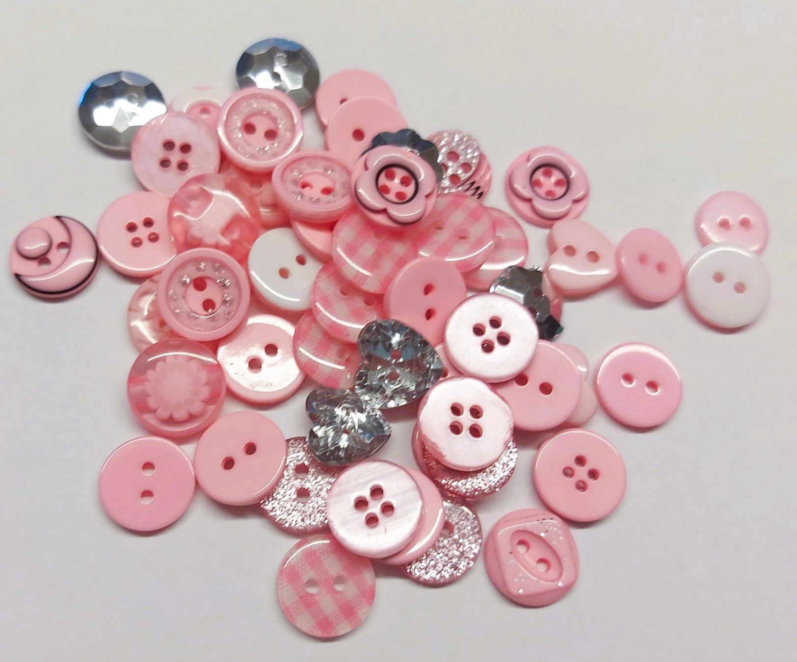 Bottoni: 40g Knopfsammlung  mix  buttons – Nuovo (secondo la descrizione) da Langenthal venduto da zelgaz