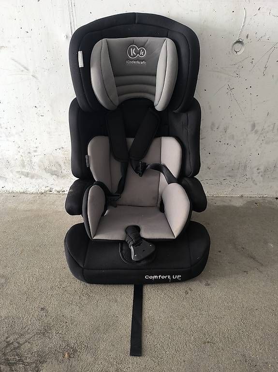Seggiolini per auto: Kindersitz  – Usato da Rebstein venduto da buli-06 1