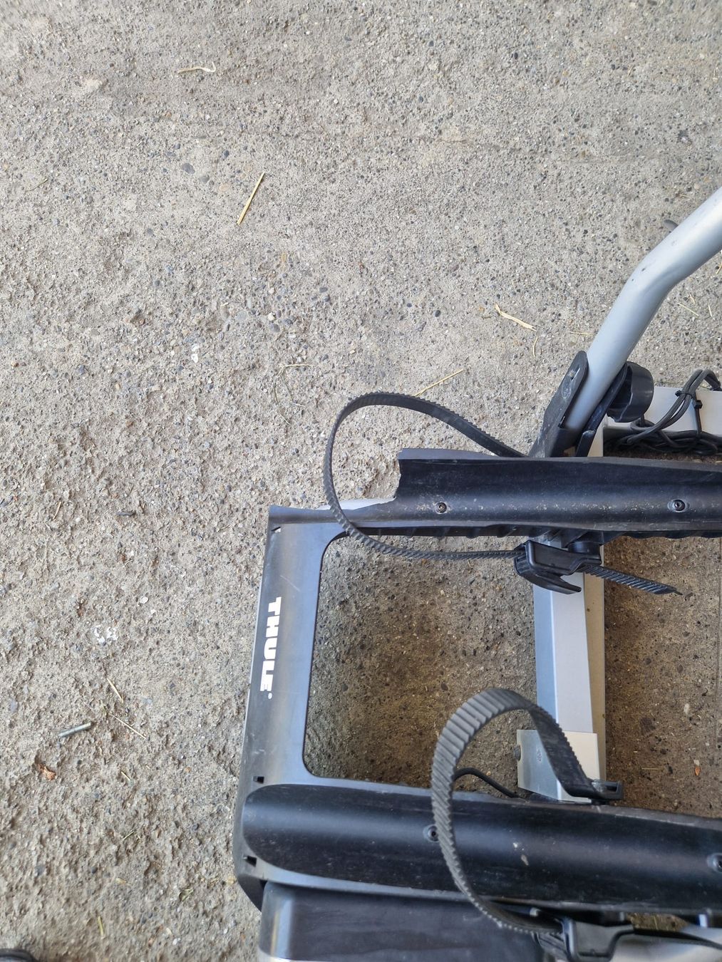 Thule Portapacchi: Fahrradträger Thule Europower 915 für E-Bikes geeignet  – Difettoso da Oberuzwil venduto da SpigEbike 4