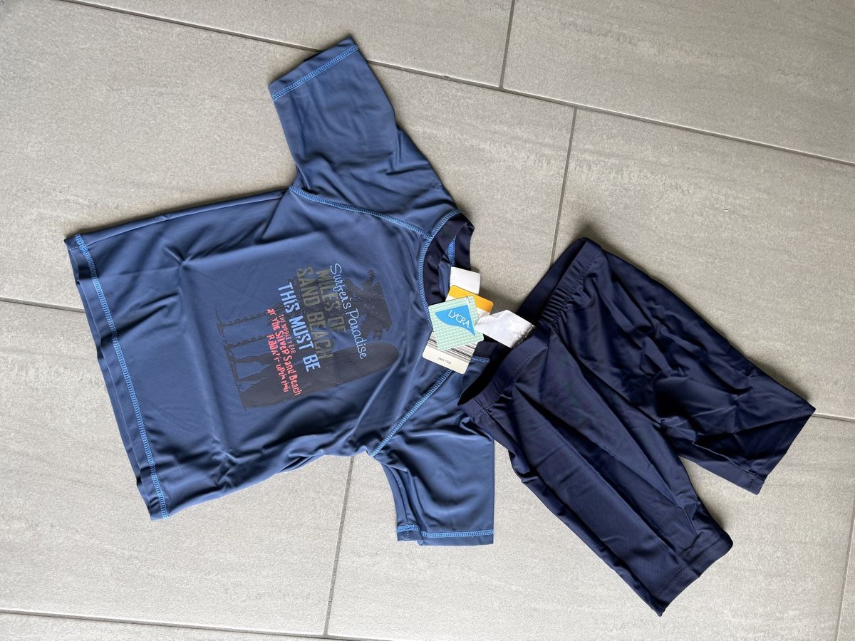 Costumi da bagno: Badehosen-Set UV 50+, 110/116 – Nuovo e nell'imballaggio originale da Mägenwil venduto da Bienchen8