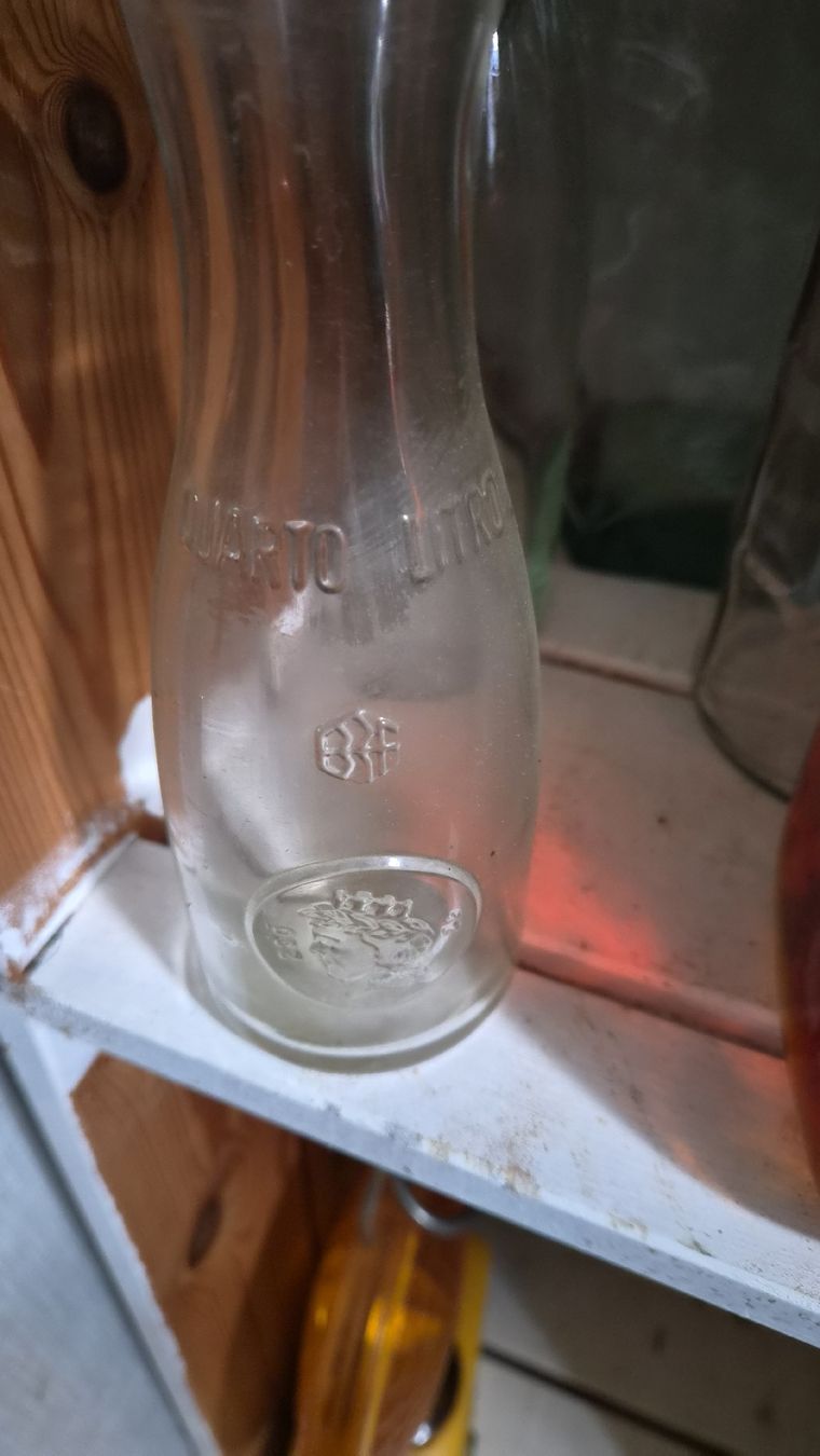 Bottiglie: Glas Flaschen Sammlung Vintage  – Usato da Kölliken venduto da MissesBossTop1 7