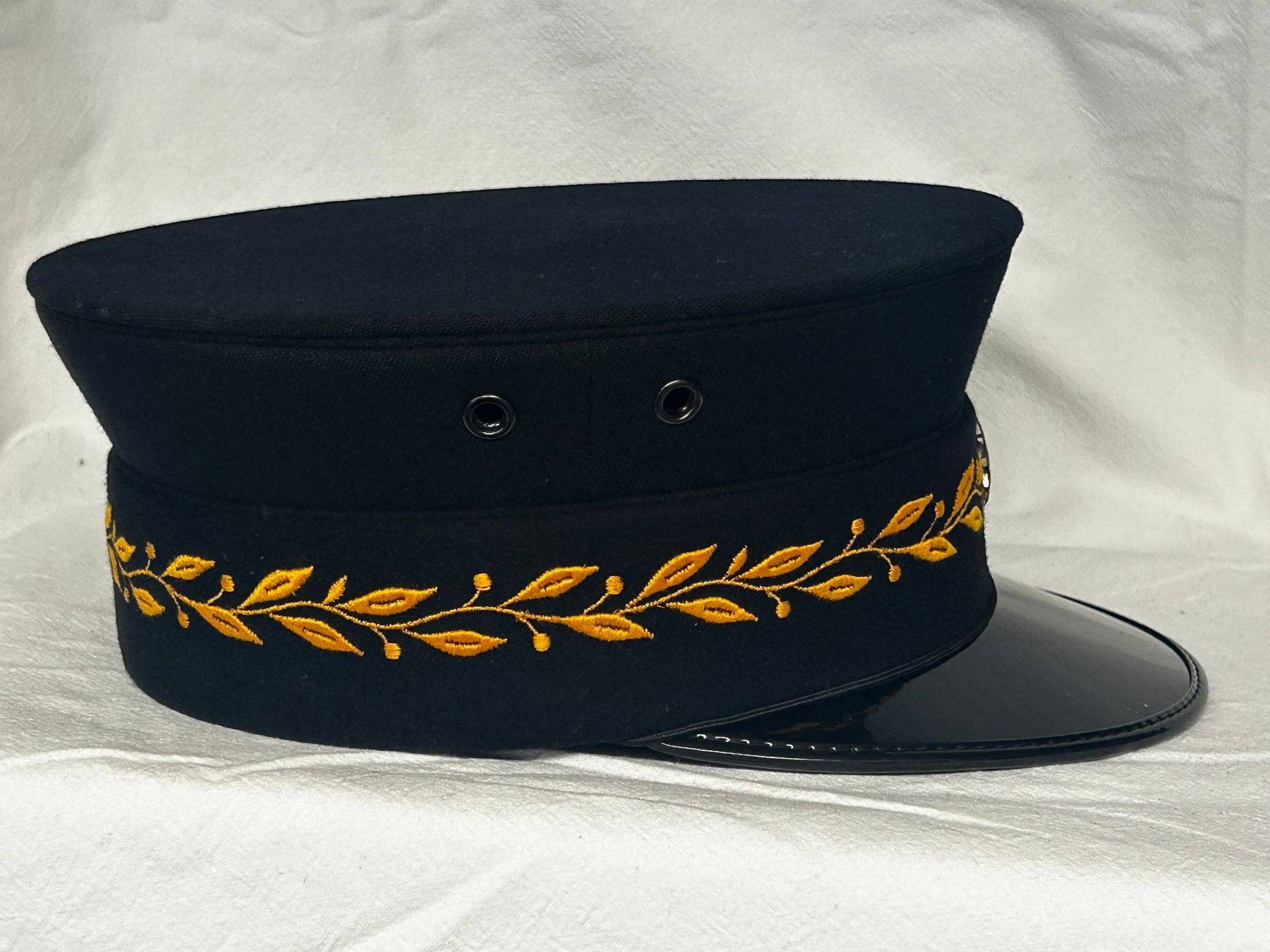 SBB/CFF/FFS Uniformes: Mütze, SBB, Bahnhof-Vorstand, 1962 - 1978 – D'occasion à Sarmenstorf par zefplupo 1
