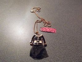 Kette goldfarbig, Anhänger Jacke/Jupes