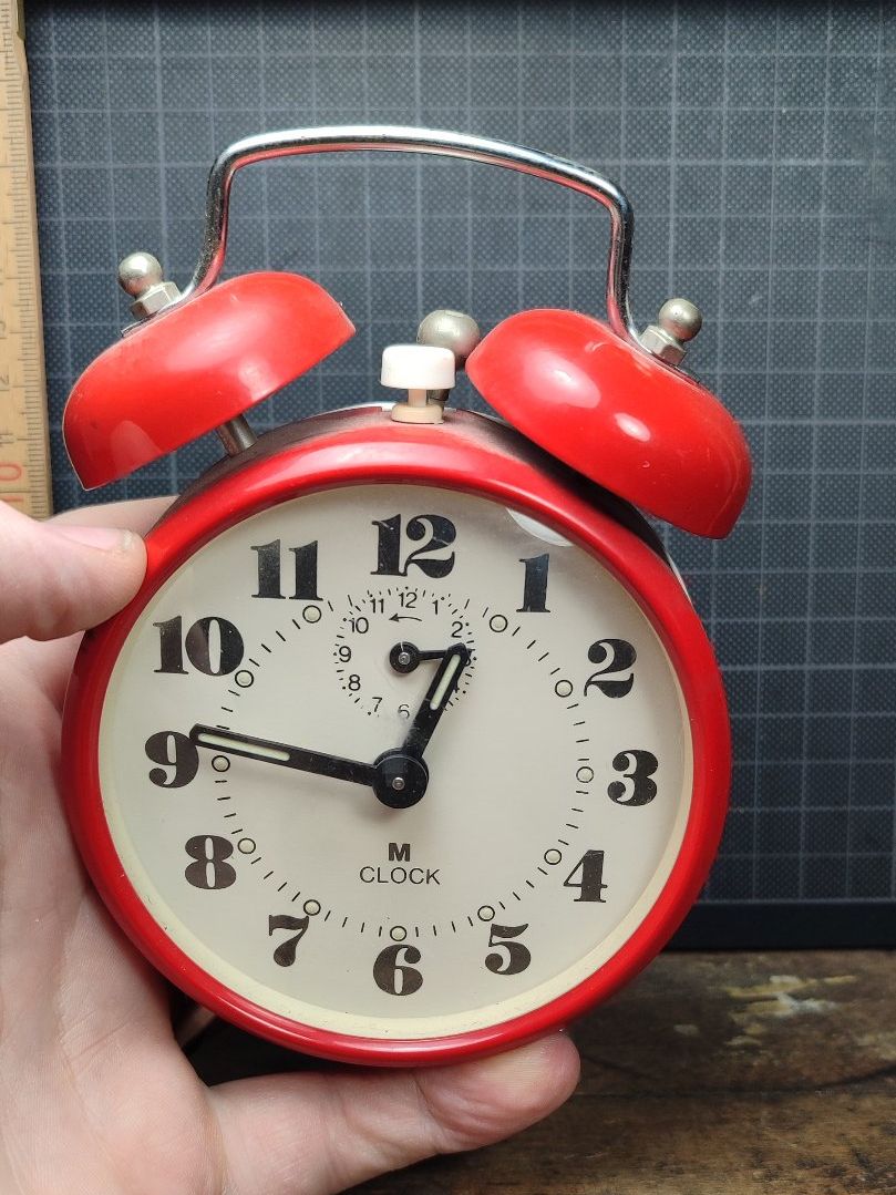 Sveglie: Wunderschöner alter Wecker Nr. 203 M Clock – Usato da Gelterkinden venduto da MYSTOREFORYOU4460