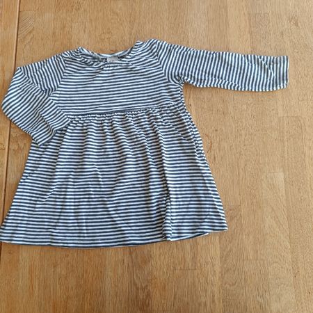 Kleid Grösse 80