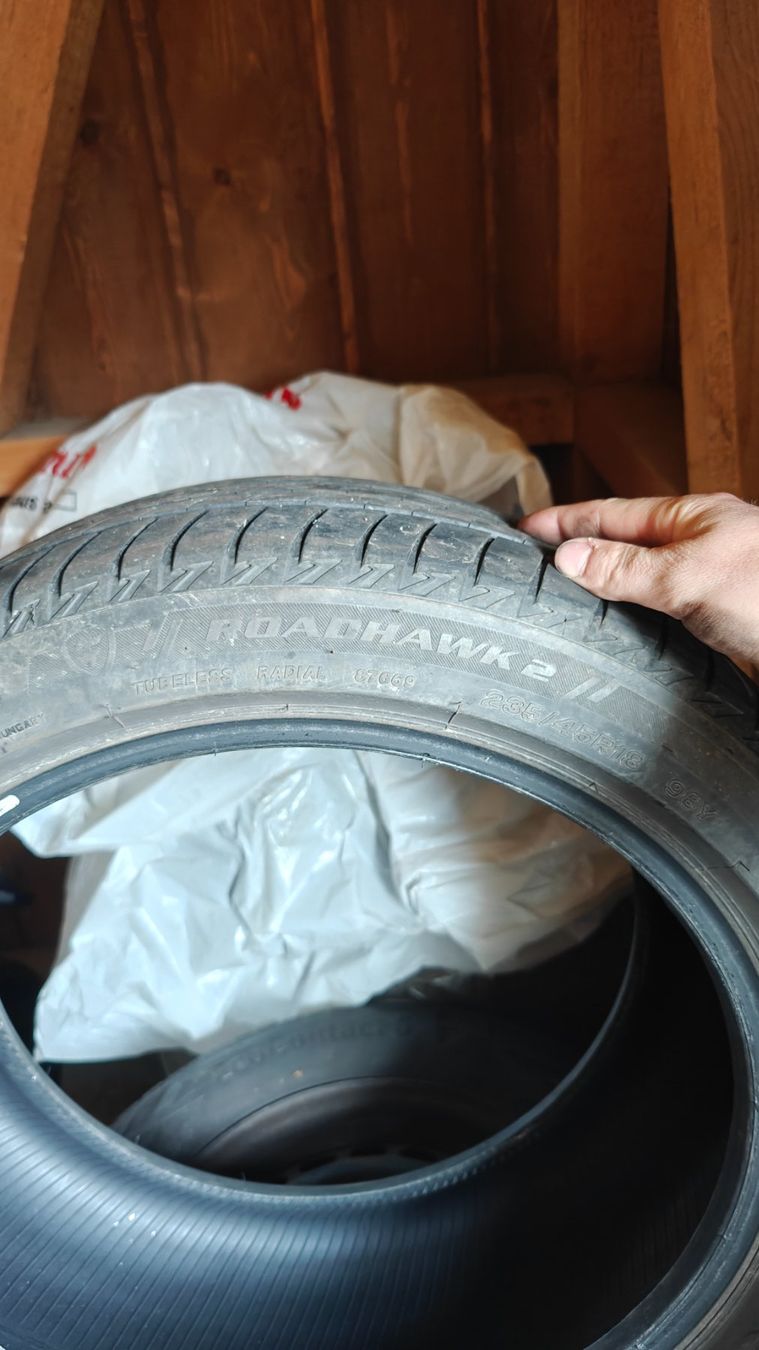 Firestone Pneumatici & Ruote complete: Firestone roadhawk 2 235 45 R18 – Usato da Boll venduto da Matthias2001 1