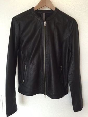 Schwarze Lederjacke Montgomery