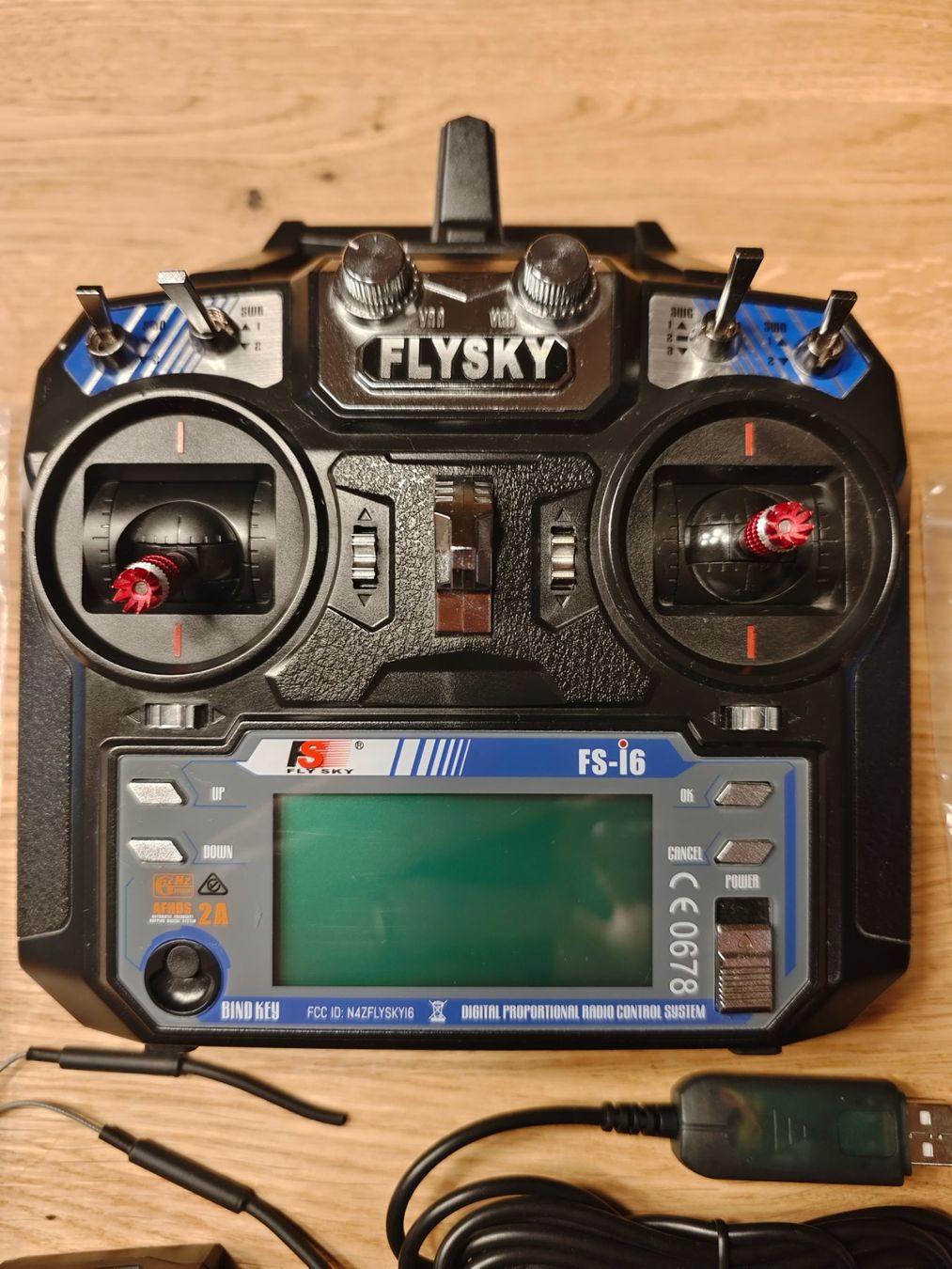 Commande à distance: Flysky FS-i6 RC radio control set – D'occasion à Spreitenbach par des_y2gw