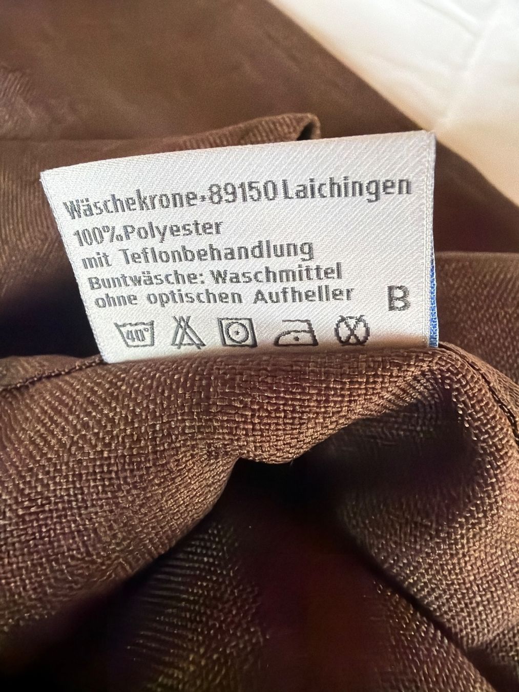Altra biancheria da tavola: Tischtuch lang neu mit 6 Mitteldecken – Nuovo (secondo la descrizione) da Freidorf TG venduto da ibipatria 4