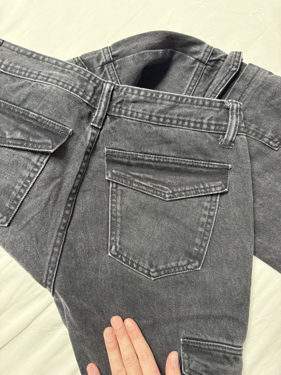 Zara Jeans: Low rise cargo jeans Zara – Nuovo (secondo la descrizione) da Faido venduto da sof_6jgl 4