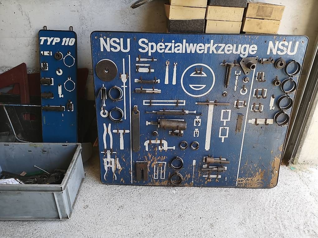 Tutti gli attrezzi: NSU Werkzeugwände – Usato da Höfen b. Thun venduto da Sweetjona 1