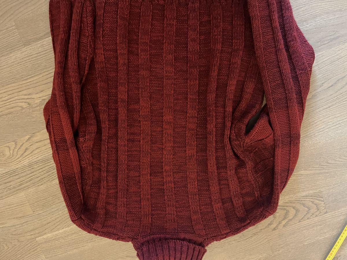 Maglioni & Felpe: Warmer Zopfmuster Rollkragenpullover – Usato da Zürich venduto da Closetbesties 5
