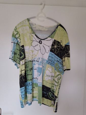 Damen T-Shirt mit Blumenprint, Grosse Grösse
