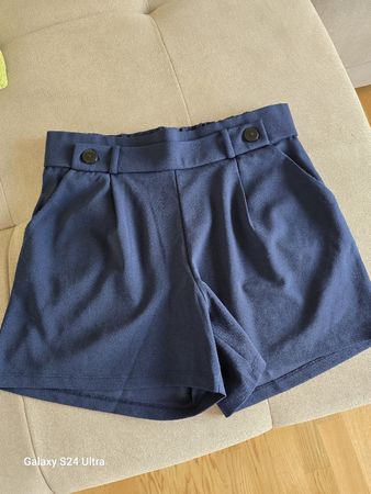 Damen Shorts dunkelblau Grösse XL guter Zustand.