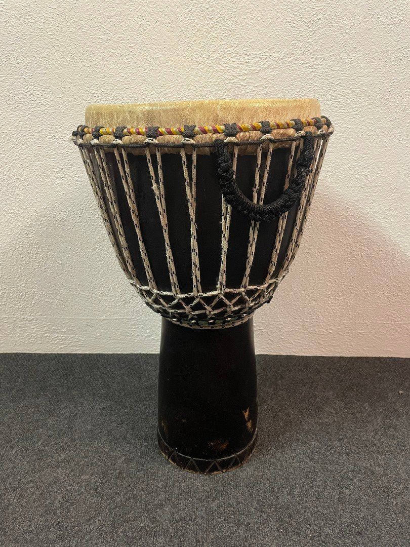 Strumenti musicali: Djembé du Sénégal authentique – Usato da Vaulruz venduto da BeautifulDecay 1