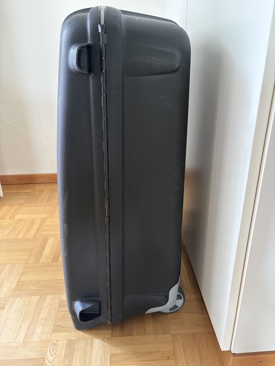 Samsonite Valises de voyage: Samsonite Hartschalenkoffer – D'occasion à Zürich par nepaprocella 2