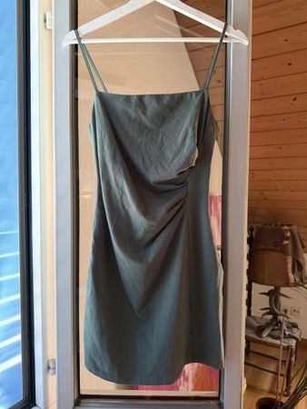 Dress green Ruched new condition
