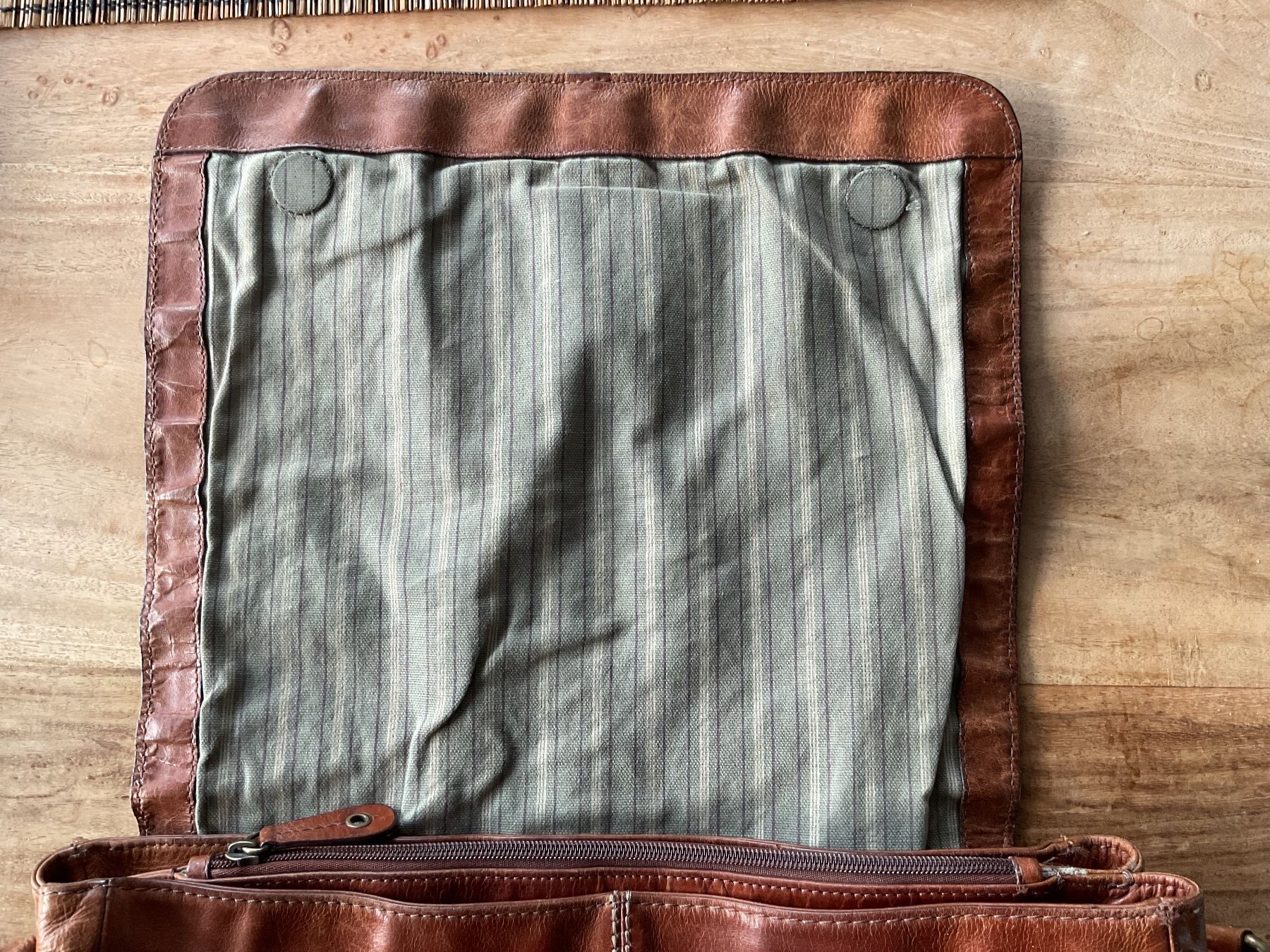 Fossil Taschen: Leder-Umhängetasche – Gebraucht aus Dübendorf von Mittwoch.2023 3
